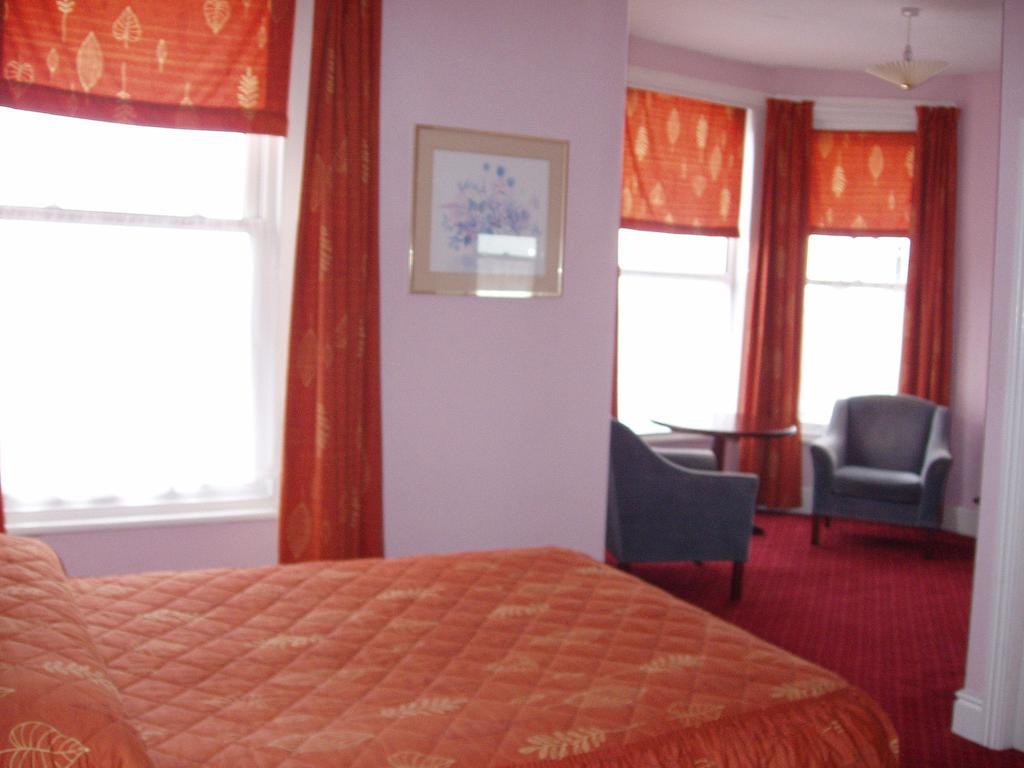 Sugarland Metro Hotel Douglas Zimmer foto
